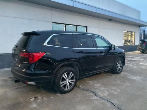2018 Honda Pilot EX