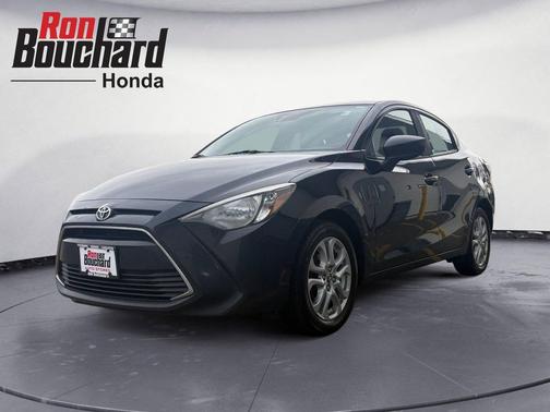 2017 Toyota Yaris iA Base