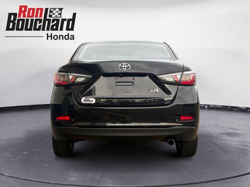 2017 Toyota Yaris iA Base