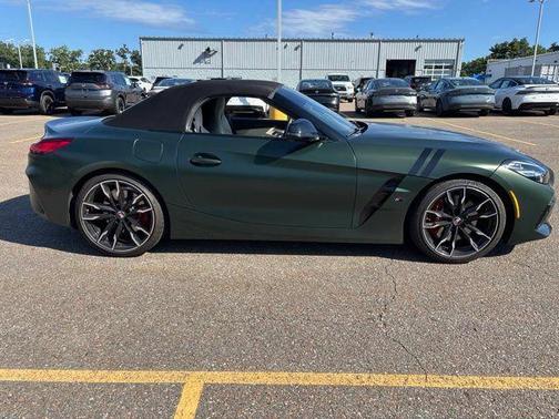 Frozen Deep Green Metallic 2025 BMW Z4 M40i