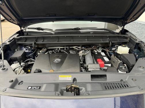 Blueprint 2022 Toyota Highlander Platinum