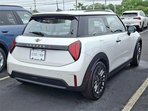 2025 MINI Hardtop SIGNATURE PLUS