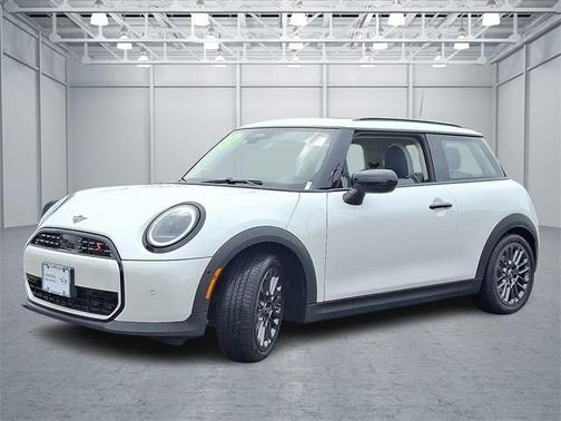2025 MINI Hardtop SIGNATURE PLUS