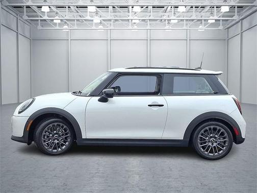 2025 MINI Hardtop SIGNATURE PLUS