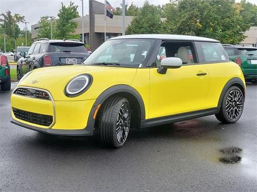2025 MINI Hardtop Cooper S