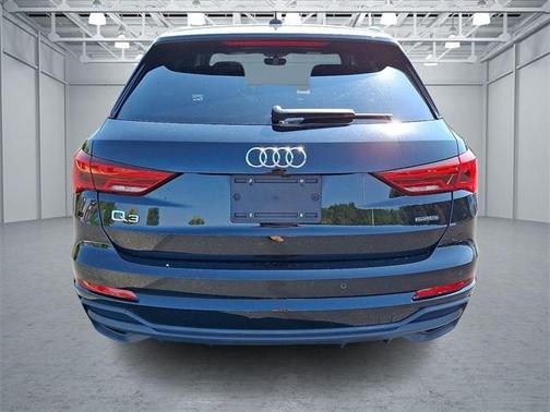 2023 Audi Q3 45 S line Premium