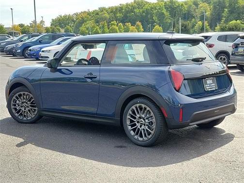 2025 MINI Hardtop Cooper