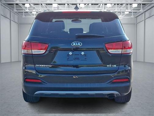 2017 Kia Sorento EX
