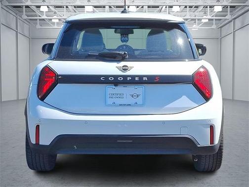 2025 MINI Hardtop ICONIC