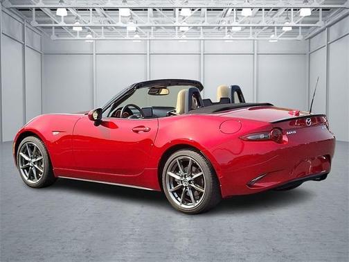 2016 Mazda MX-5 Miata Grand Touring