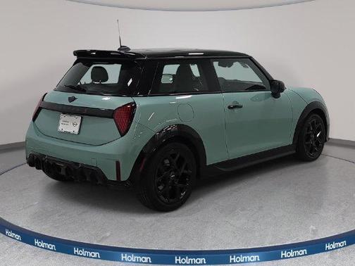 Green Metallic 2026 MINI Hardtop