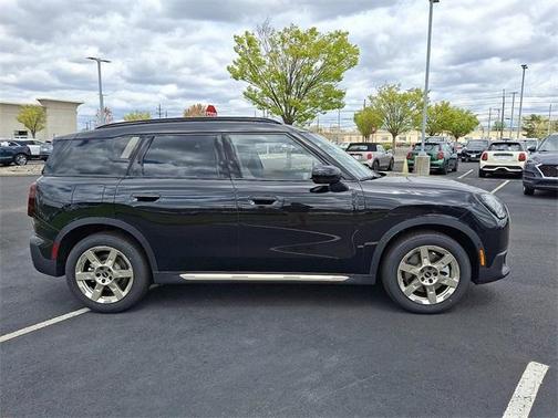 2025 MINI Countryman S