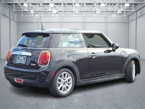 2019 MINI Hardtop Cooper