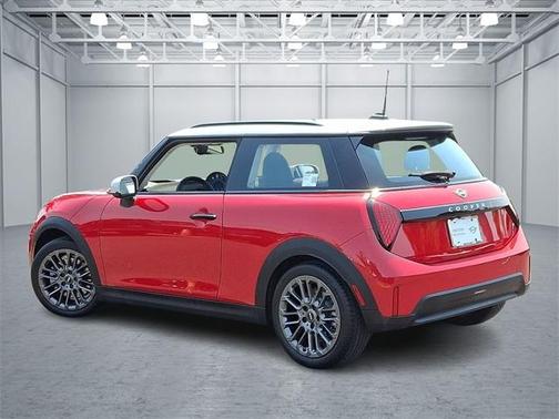 2025 MINI Hardtop SIGNATURE PLUS