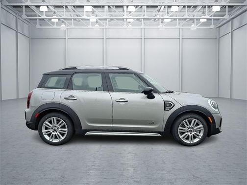 2023 MINI Countryman Cooper S