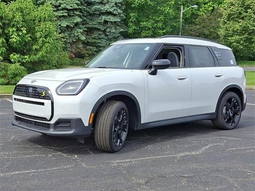 2025 MINI Countryman Base