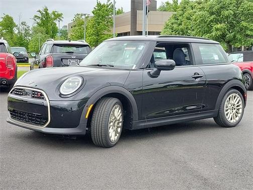 2025 MINI Hardtop 