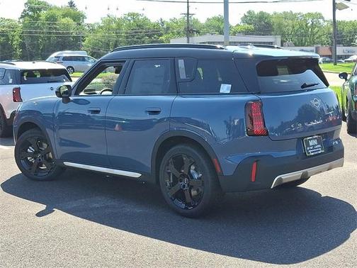 2025 MINI Countryman S