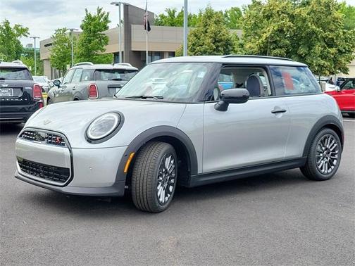 2025 MINI Hardtop 