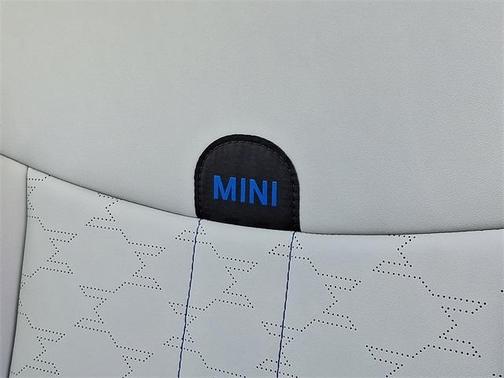 2025 MINI Hardtop SIGNATURE PLUS