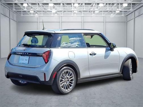 2025 MINI Hardtop SIGNATURE PLUS