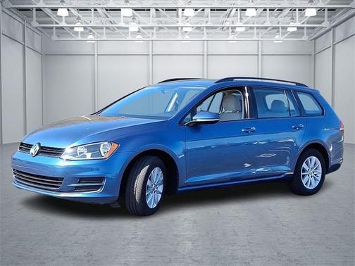 2016 Volkswagen Golf SportWagen TSI S 4-Door