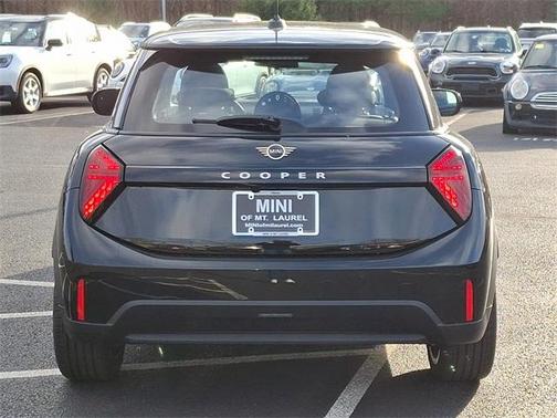 2025 MINI Hardtop Cooper