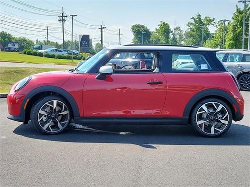 2025 MINI Hardtop ICONIC