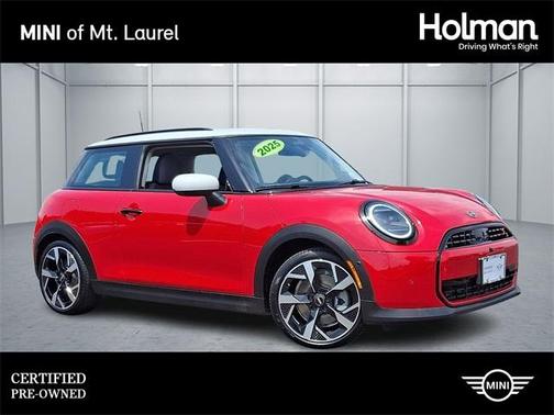 2025 MINI Hardtop ICONIC
