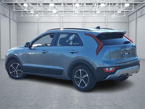 2023 Kia Niro EX