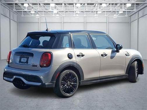 2022 MINI Hardtop Cooper S