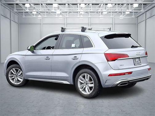 2022 Audi Q5 45 S line quattro Premium