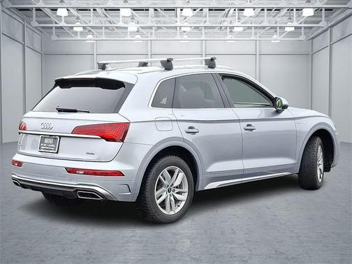 2022 Audi Q5 45 S line quattro Premium