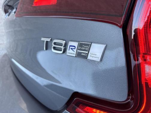 2020 Volvo S90 Recharge Plug-In Hybrid T8 R-Design