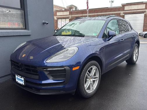 2024 Porsche Macan T