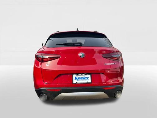 2018 Alfa Romeo Stelvio Sport