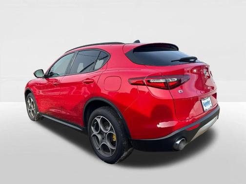2018 Alfa Romeo Stelvio Sport