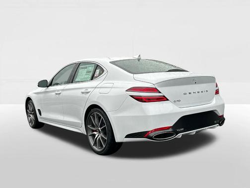 2025 Genesis G70 2.5T