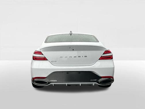 2025 Genesis G70 2.5T
