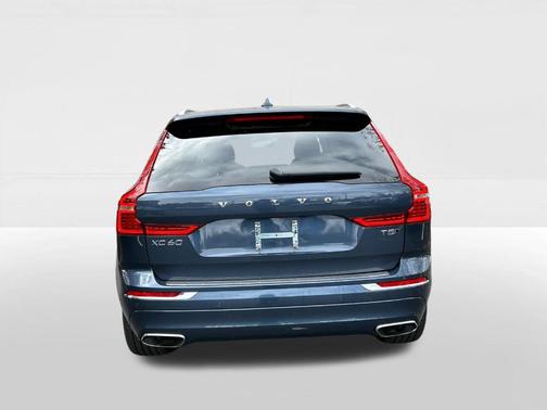 2021 Volvo XC60 T5 Inscription
