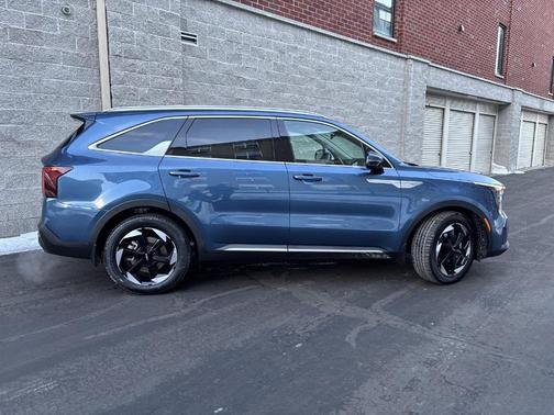 2025 Kia Sorento Hybrid EX