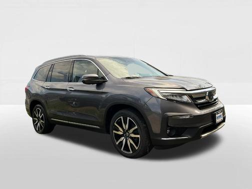 2022 Honda Pilot Touring 7-Passenger