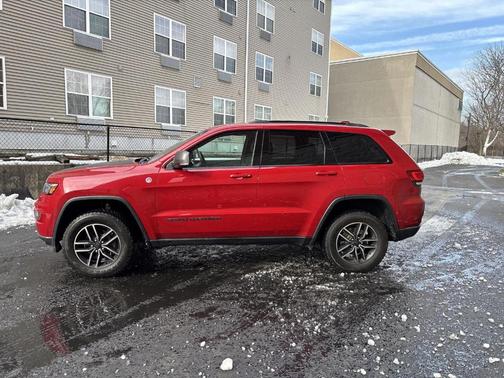 2019 Jeep Grand Cherokee Trailhawk