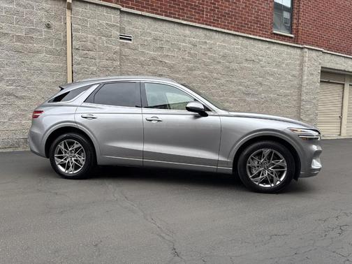 2024 Genesis GV70 2.5T