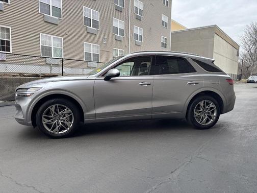 2024 Genesis GV70 2.5T