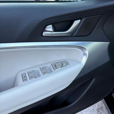2024 Genesis G70 2.5T
