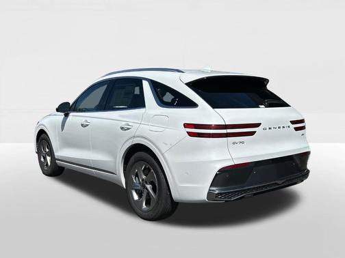2026 Genesis GV70 2.5T