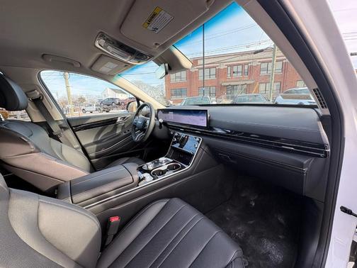 2025 Genesis GV80 2.5T