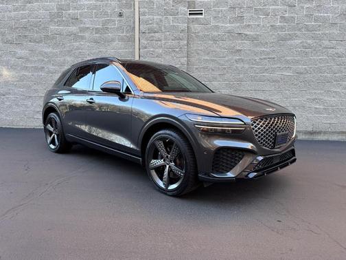 Makalu Gray 2024 Genesis GV70 3.5T Sport