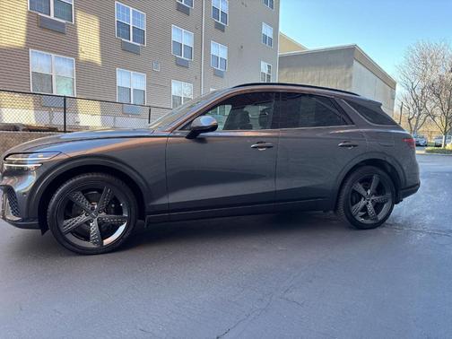 Makalu Gray 2024 Genesis GV70 3.5T Sport